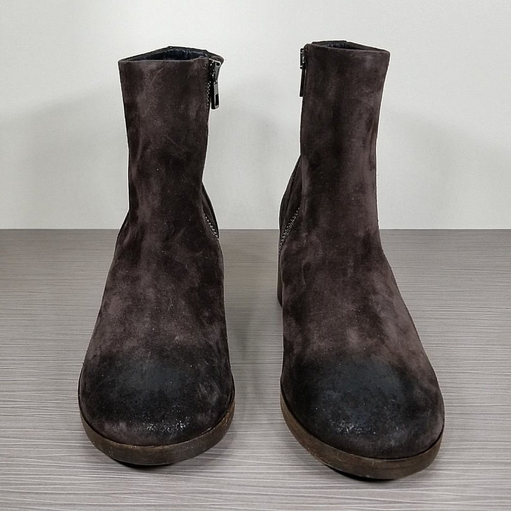 Vince 'Ruth' Block Heel Bootie, Peat (Brown) Suede, Womens Size 5.5 / 35.5 - Picture 3 of 9